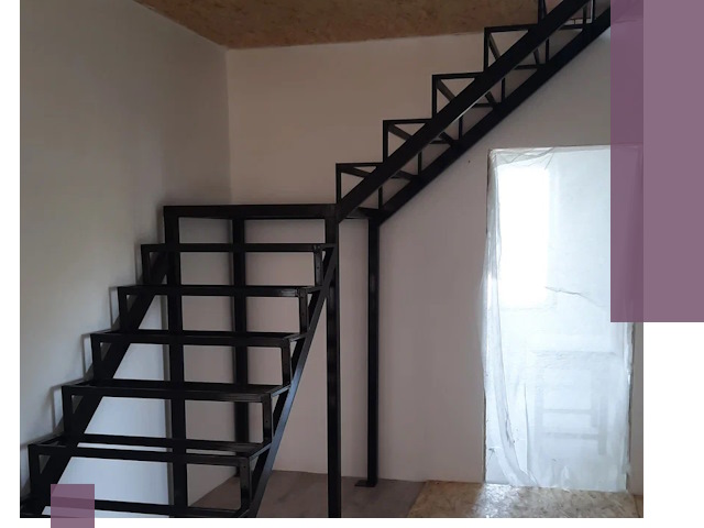 Ремонт металлических лестниц в Холмске: быстро и надежно