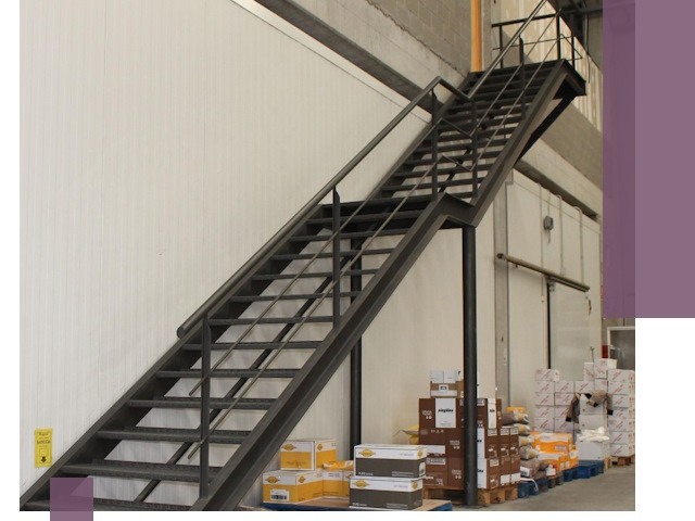 Лестницы для производства в Холмске — изготовление и монтаж