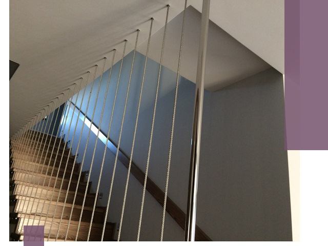 Тросовые перила под ключ в Холмске — производство и монтаж