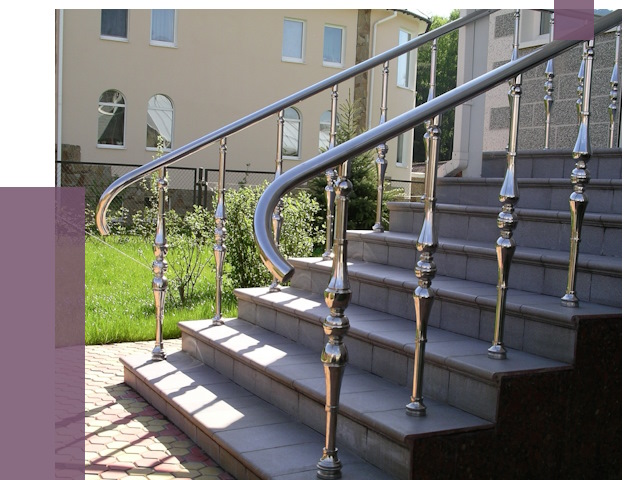 Перила для крыльца в Холмске от 10785 руб. — монтаж ПРОЛЁТ-Хлм