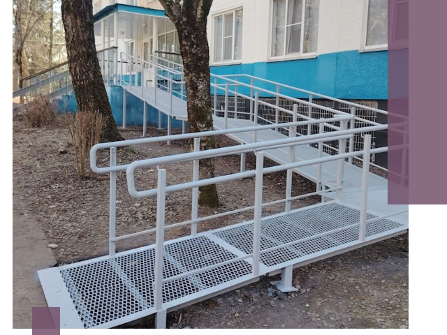 Пандусы под ключ в Холмске: изготовление, монтаж и демонтаж