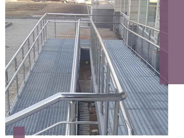 Монтаж пандусов любой сложности в Холмске за короткие сроки