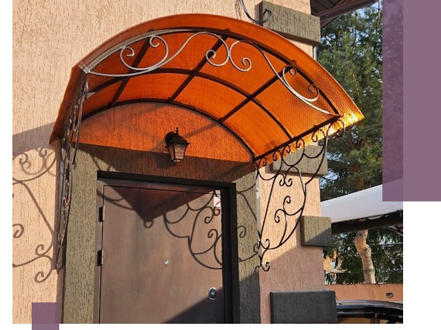 Демонтаж козырьков в Холмске быстро и безопасно