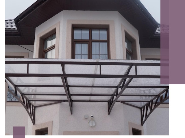 Козырьки из поликарбоната под ключ в Холмске