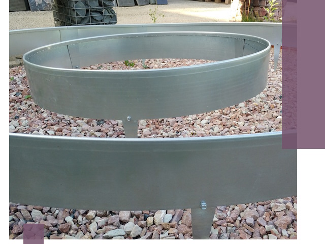 Нержавеющие бордюры под ключ в Холмске — изготовление и монтаж